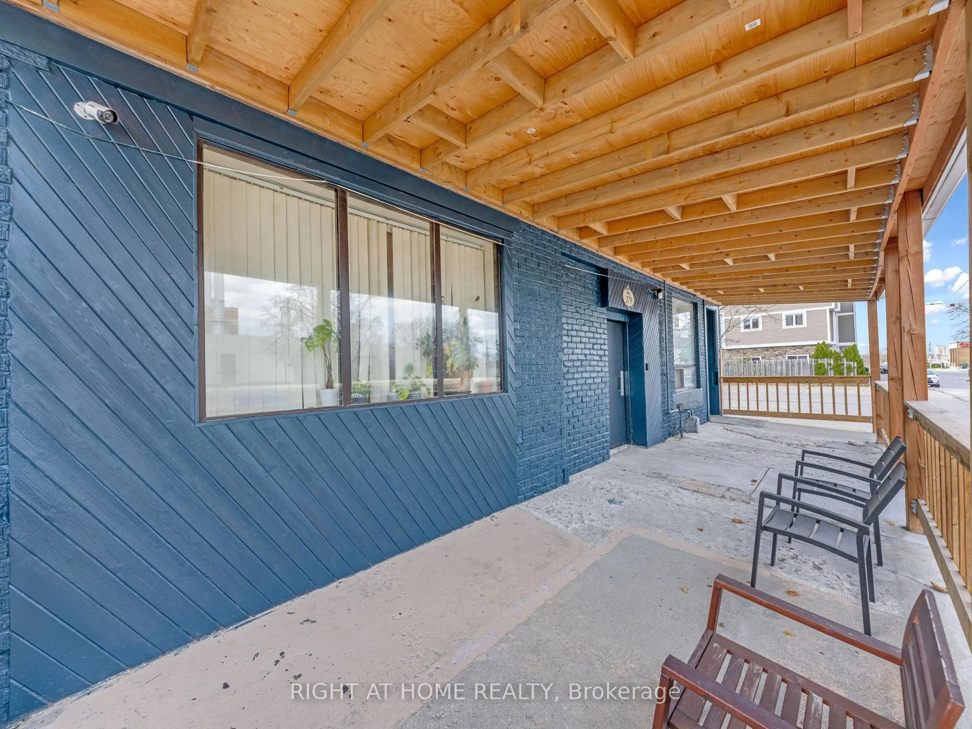 Photo 10 of Unit 2, 279 Drouillard Road, Windsor, East Windsor — HOMEH