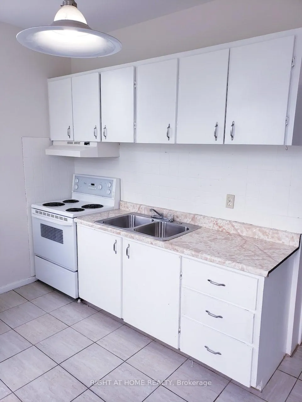 Photo 31 of Unit 2, 279 Drouillard Road, Windsor, East Windsor — HOMEH
