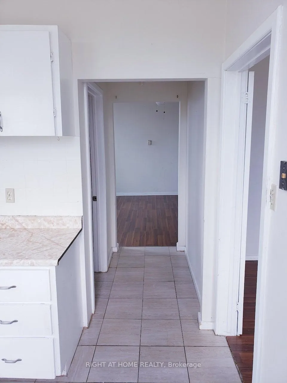 Photo 32 of Unit 2, 279 Drouillard Road, Windsor, East Windsor — HOMEH