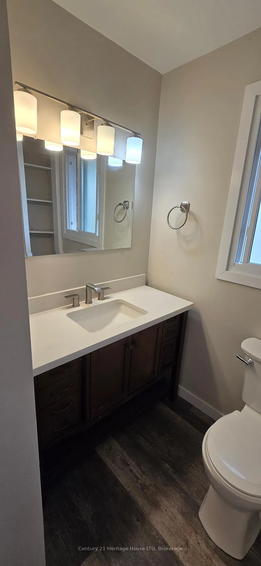 Photo 13 of 119 Louisa Street, St. Catharines, Downtown — HOMEH