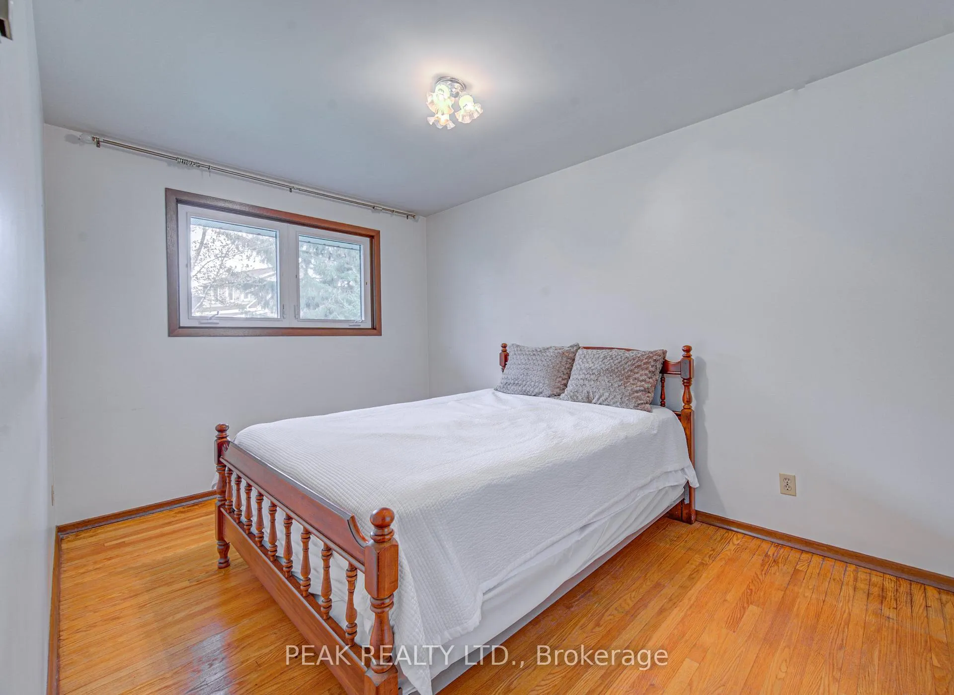 Photo 17 of 16 Centennial Crescent, Wilmot — HOMEH