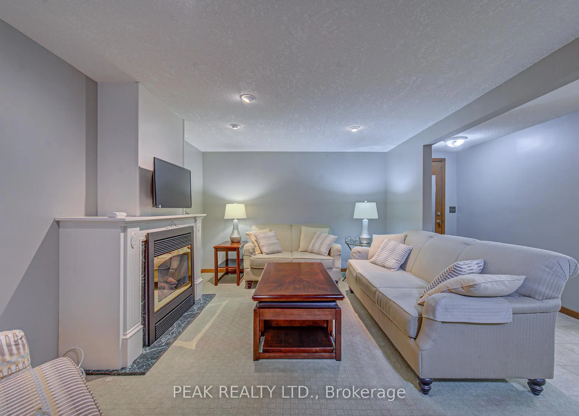 Photo 21 of 16 Centennial Crescent, Wilmot — HOMEH