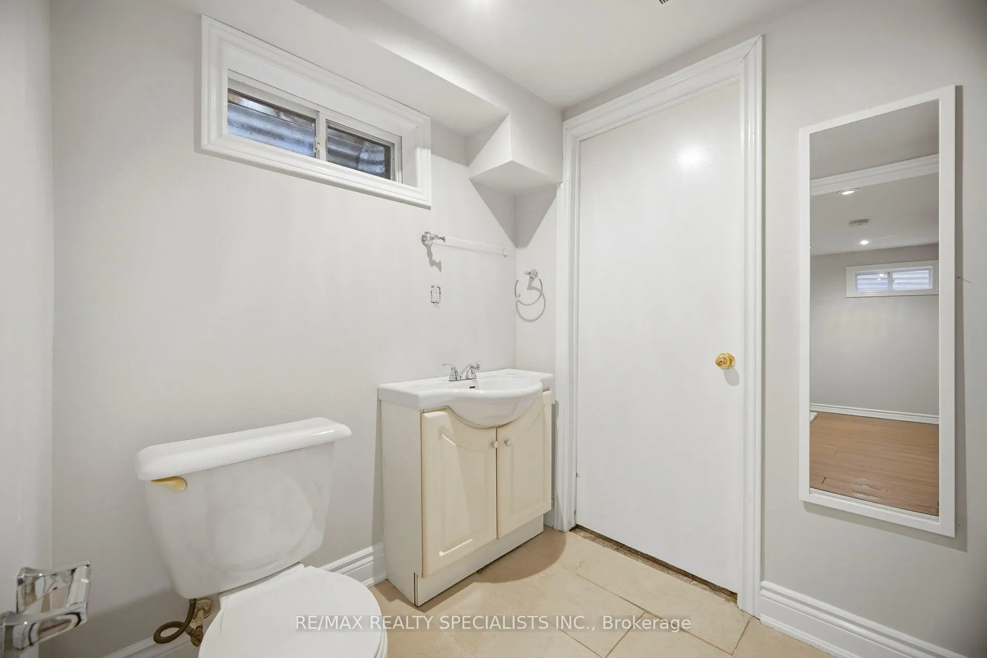 Photo 21 of 13 Heggie Road, Brampton, Madoc — HOMEH