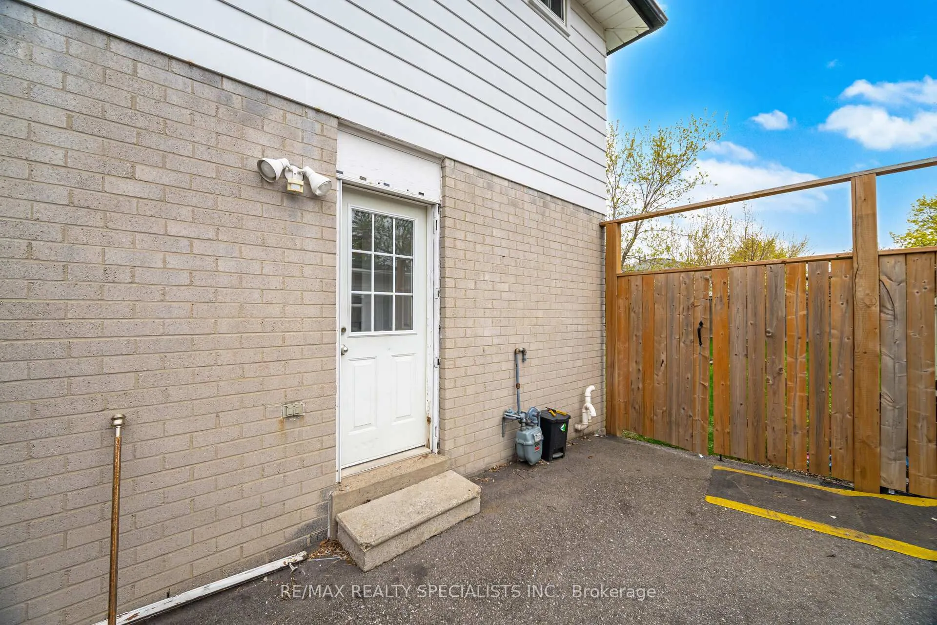 Photo 22 of 13 Heggie Road, Brampton, Madoc — HOMEH
