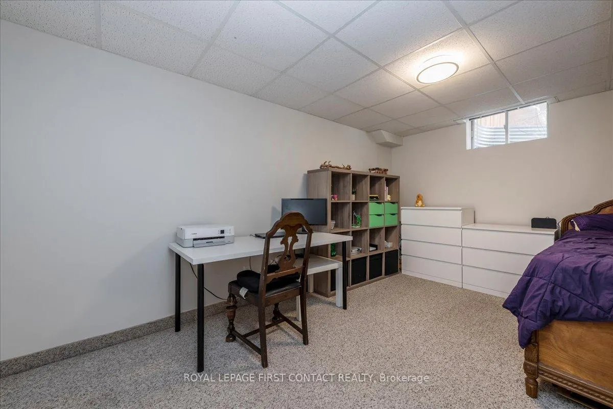 Photo 33 of 83 Violet Street, Barrie, Holly — HOMEH