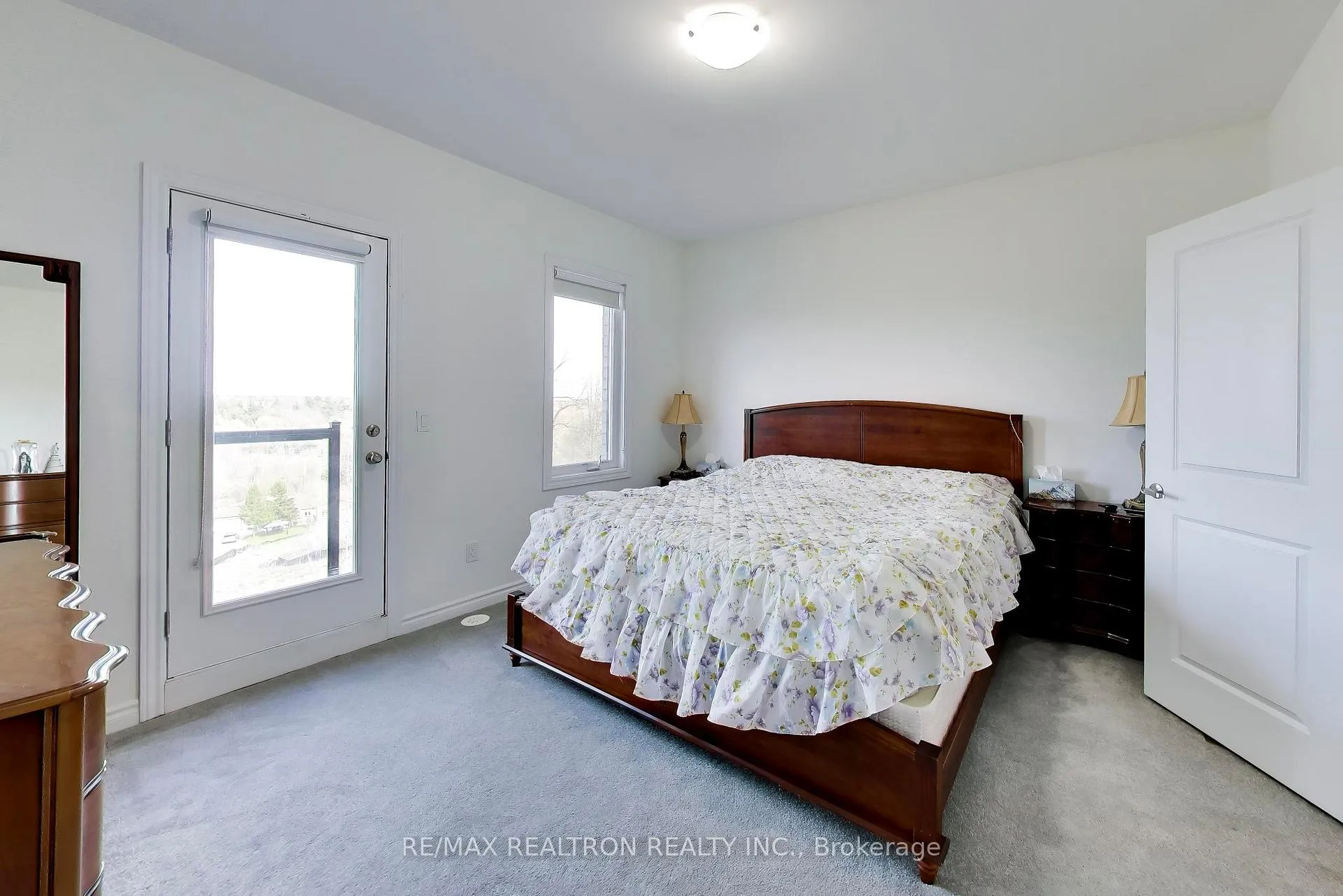 Photo 21 of 11 Inverary Crescent, Vaughan, Elder Mills — HOMEH
