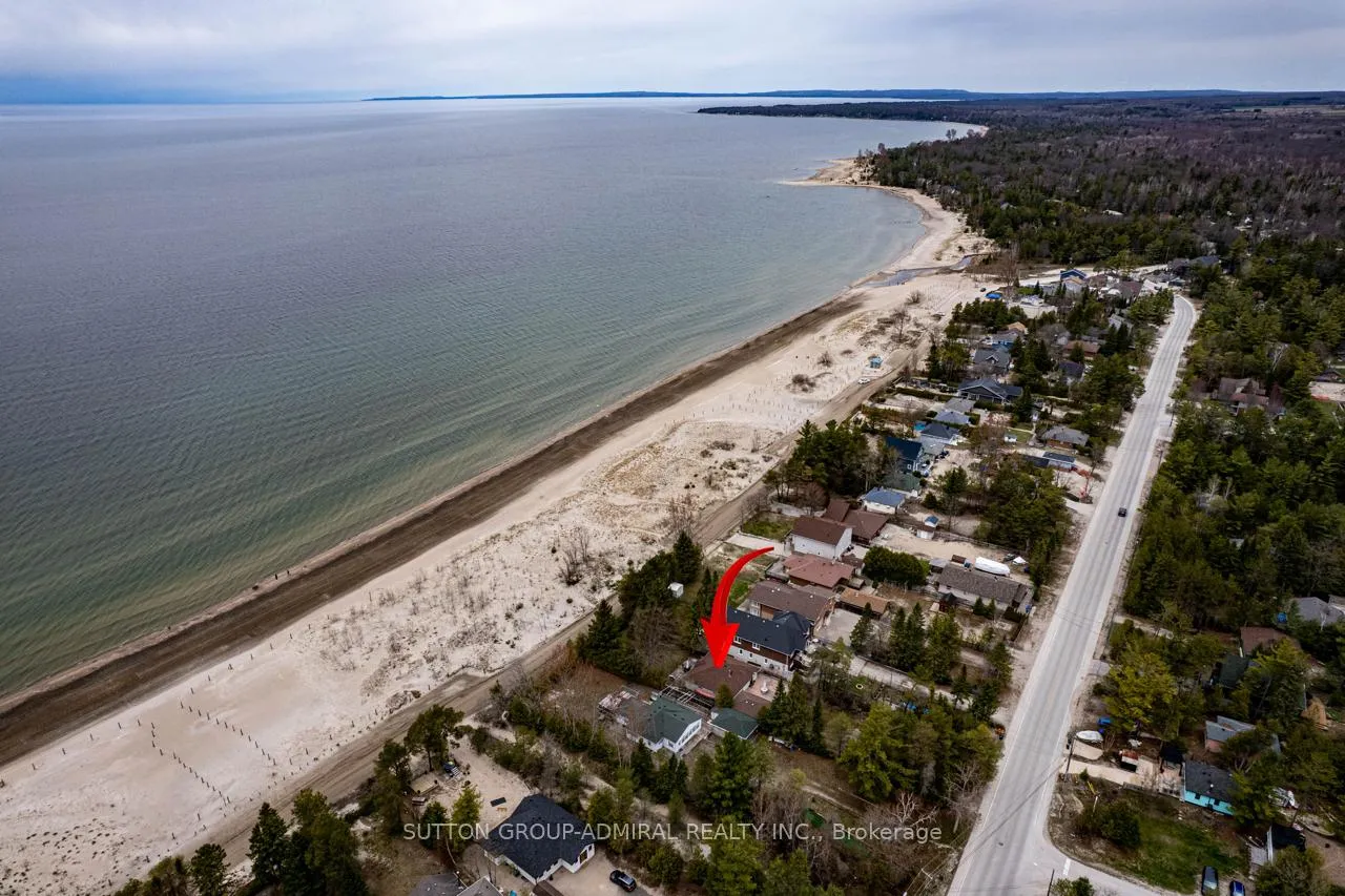 Photo 2 of 1074 River Road E, Wasaga Beach — HOMEH