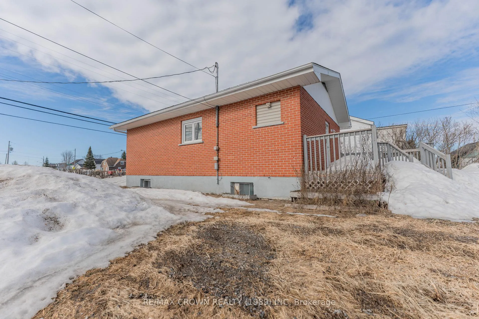 Photo 3 of 116 Brunetville Road, Kapuskasing — HOMEH