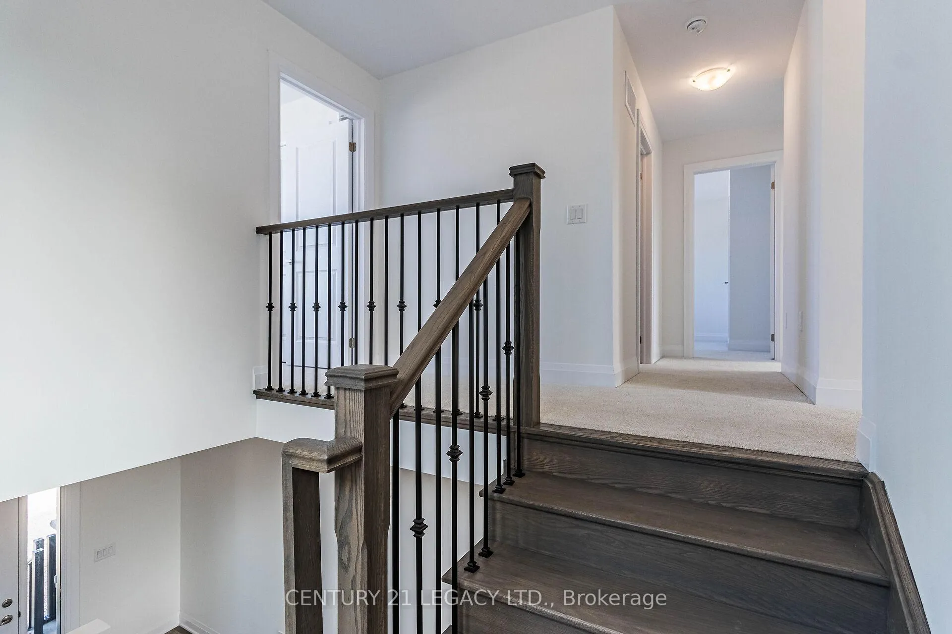 Photo 18 of 30 Union Boulevard, Wasaga Beach — HOMEH