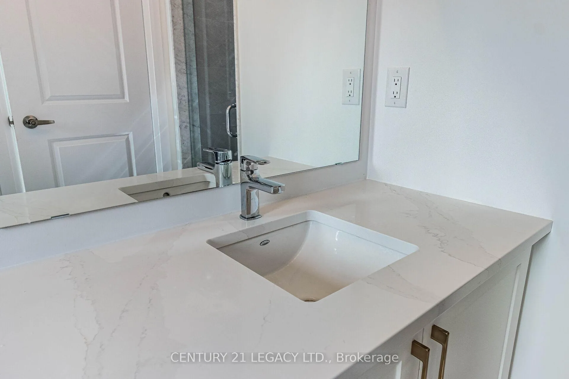 Photo 30 of 30 Union Boulevard, Wasaga Beach — HOMEH