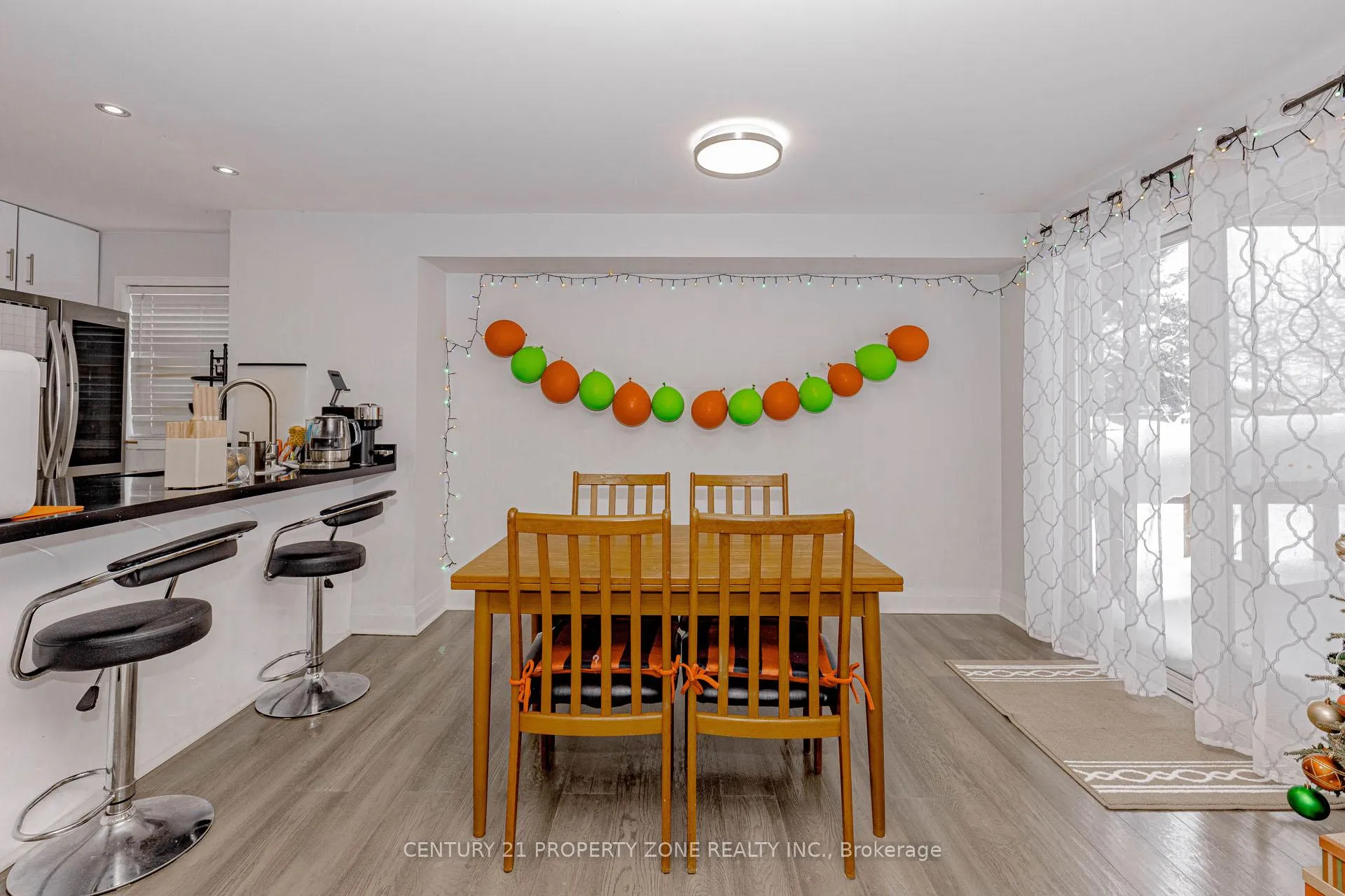 Photo 15 of 13 White Elm Road, Barrie, Holly — HOMEH