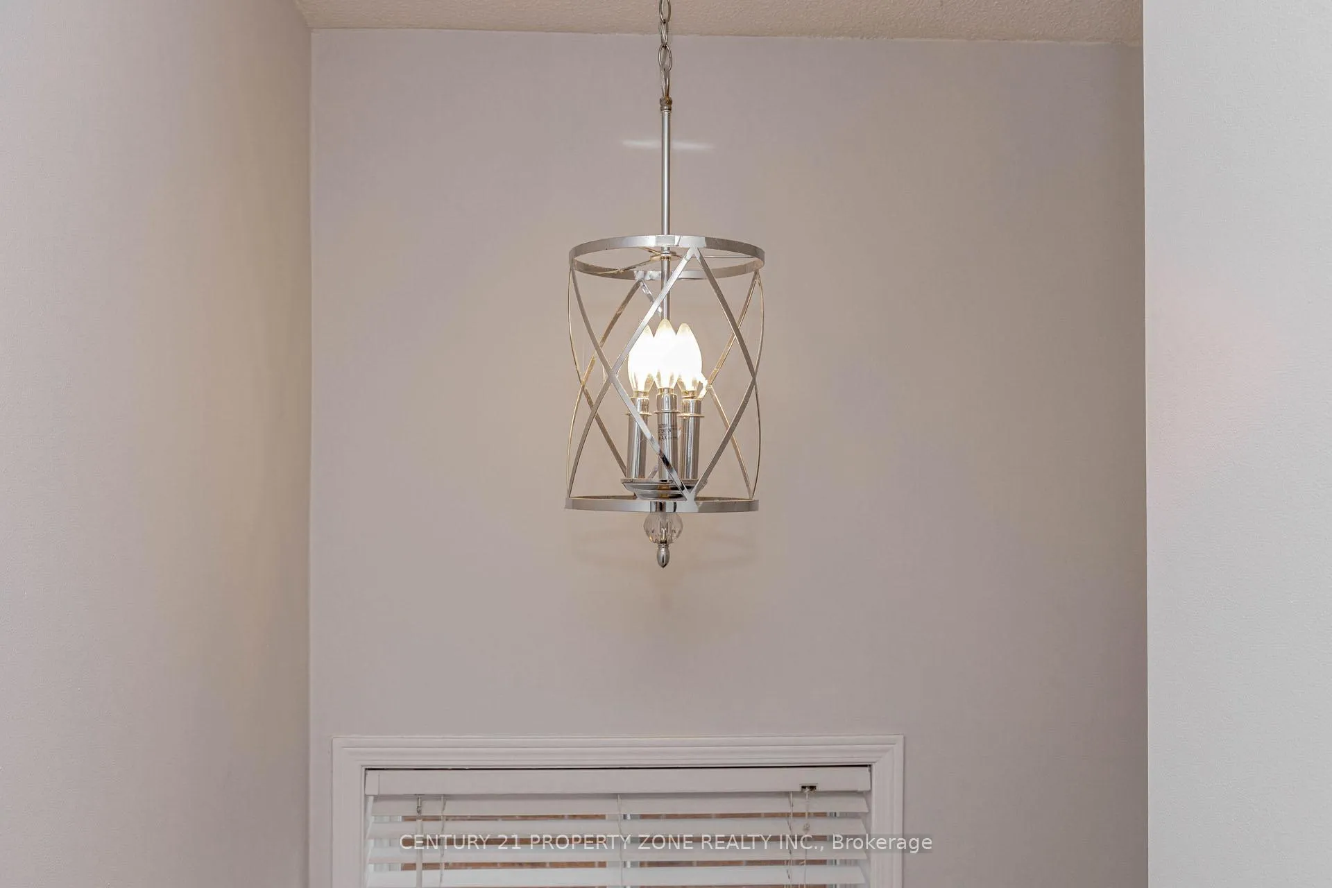 Photo 24 of 13 White Elm Road, Barrie, Holly — HOMEH