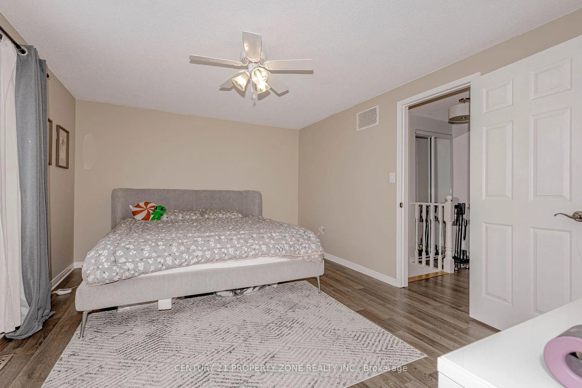 Photo 27 of 13 White Elm Road, Barrie, Holly — HOMEH