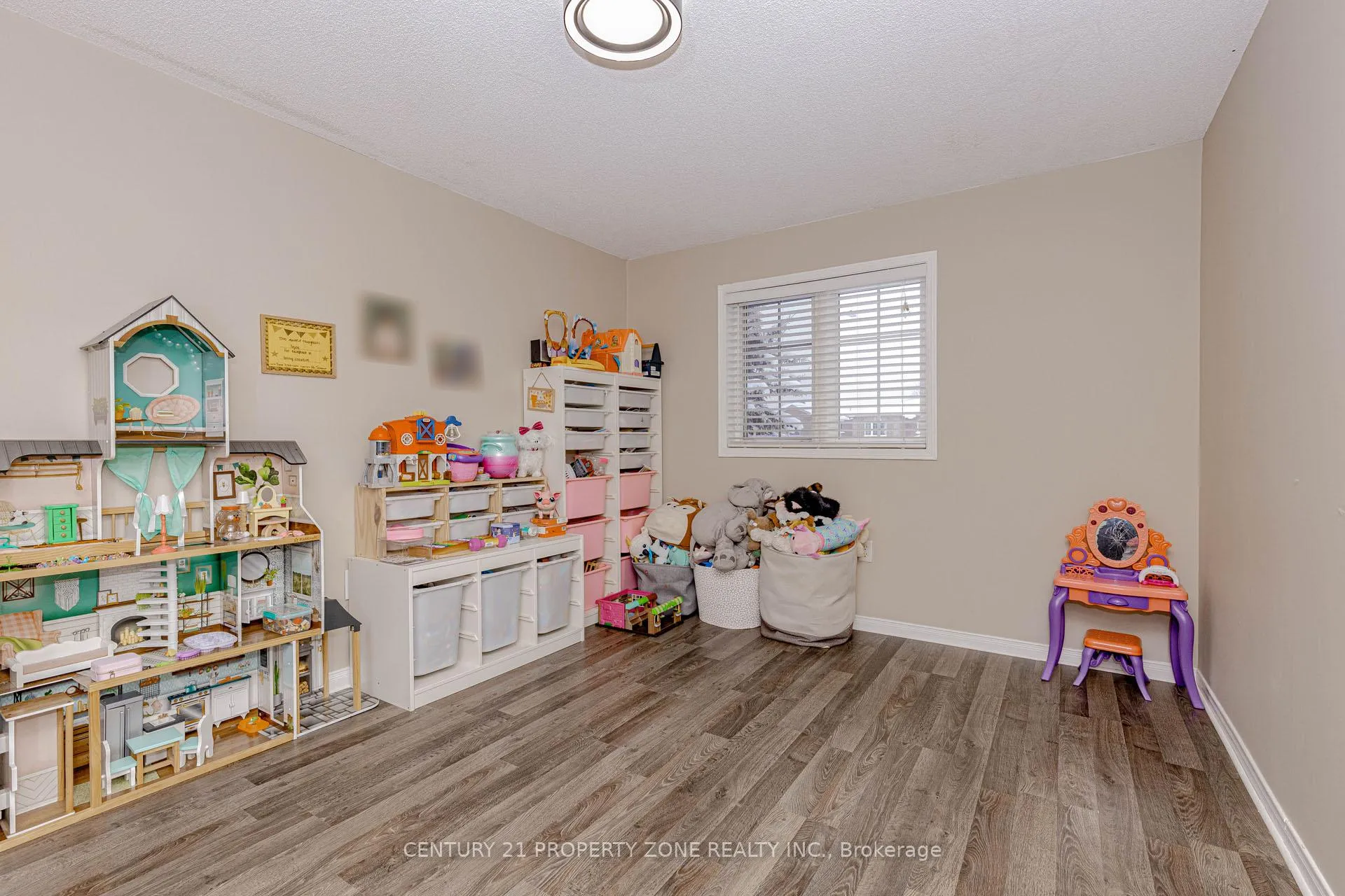 Photo 36 of 13 White Elm Road, Barrie, Holly — HOMEH