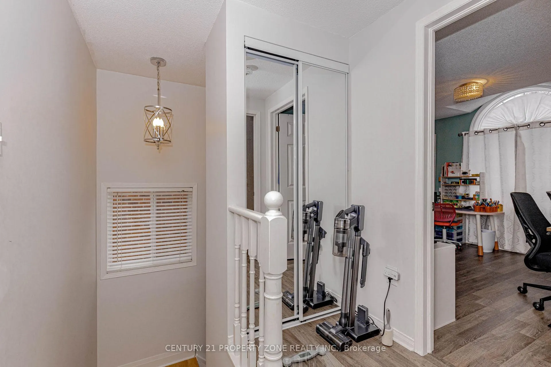Photo 38 of 13 White Elm Road, Barrie, Holly — HOMEH