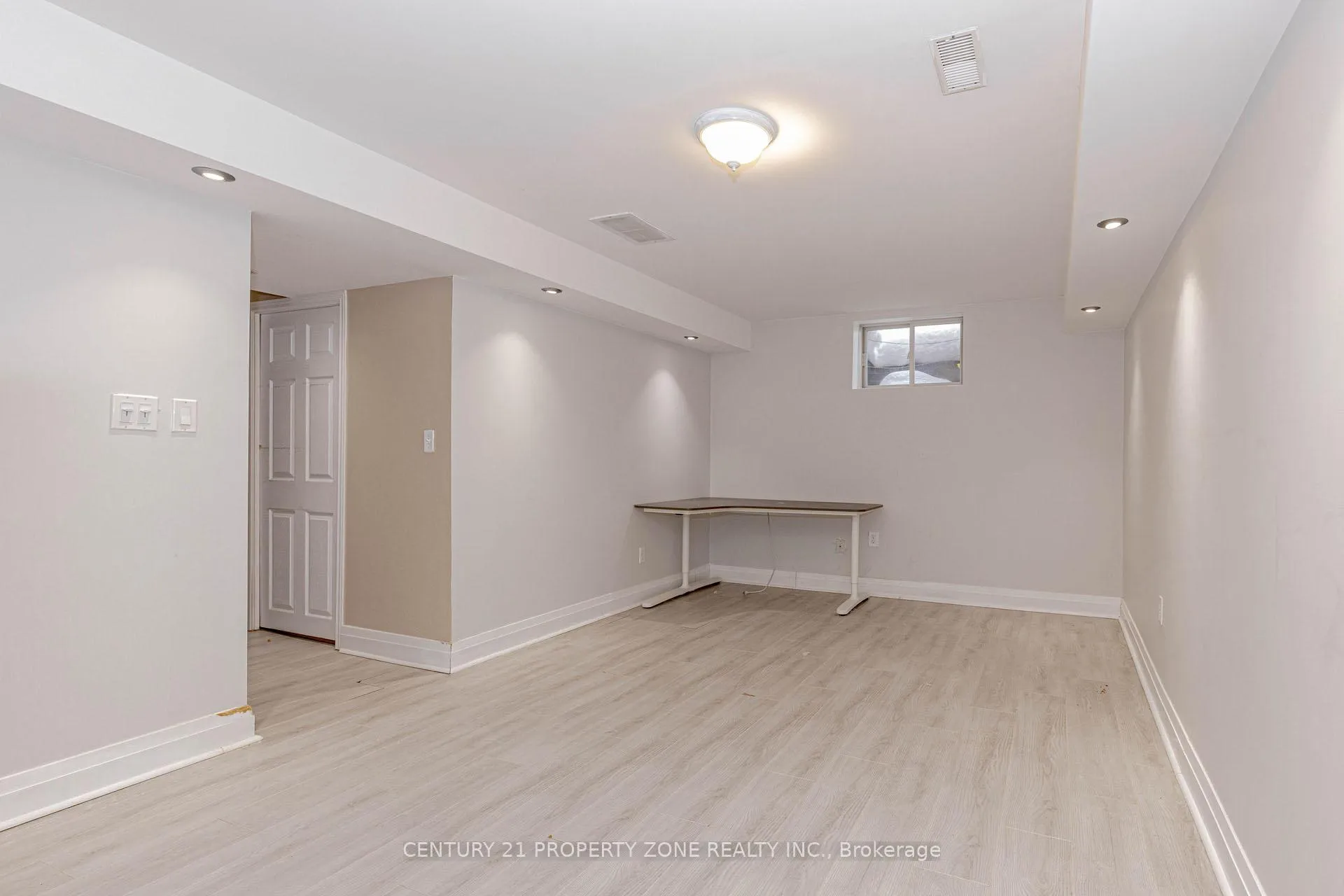 Photo 46 of 13 White Elm Road, Barrie, Holly — HOMEH