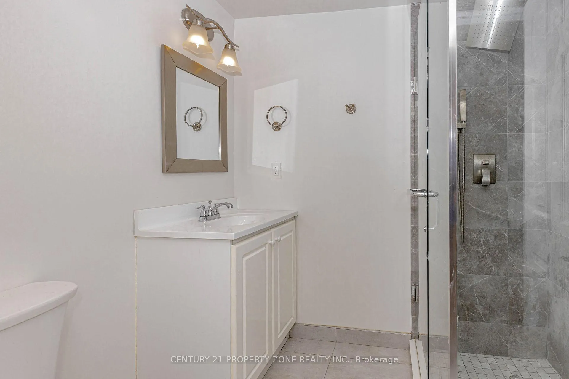 Photo 47 of 13 White Elm Road, Barrie, Holly — HOMEH