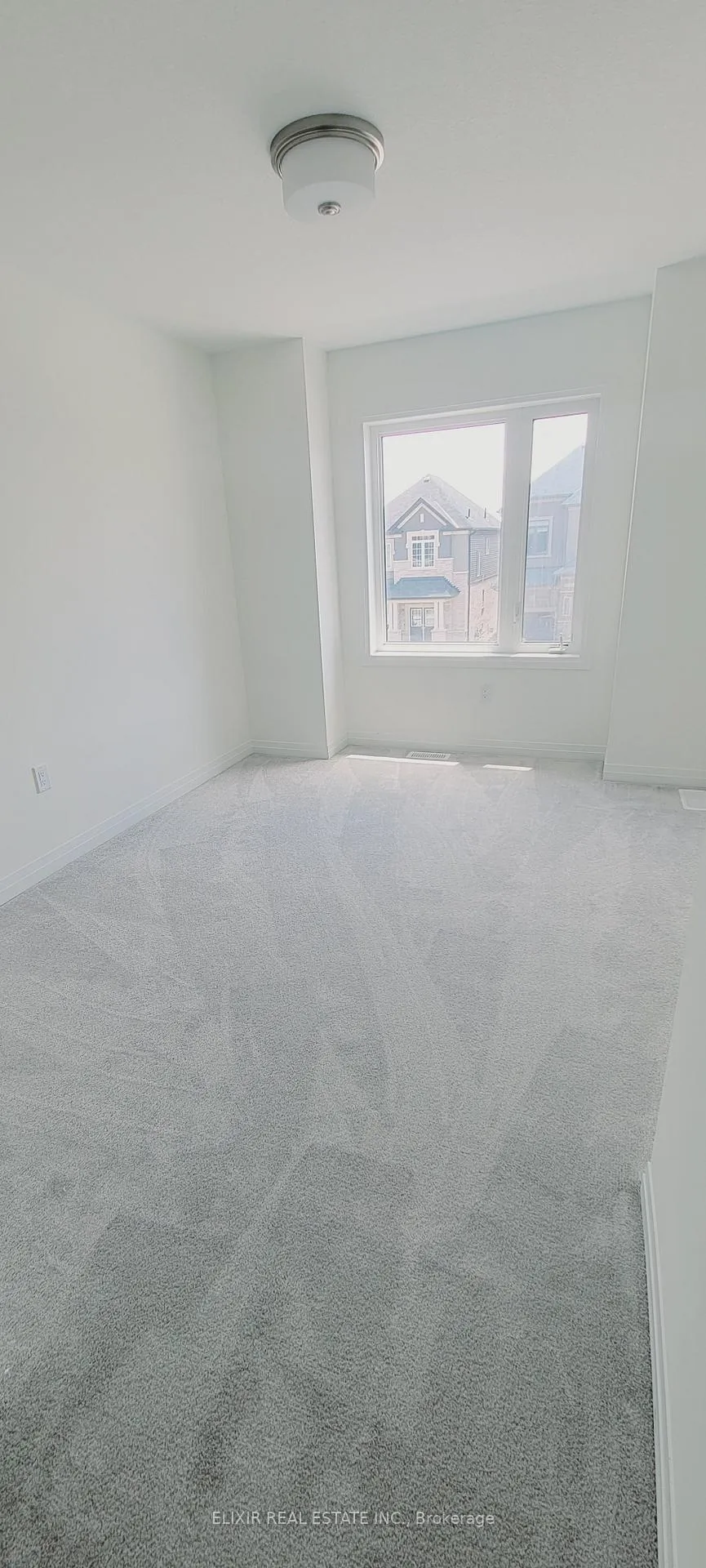 Photo 22 of 11 George Brier Drive W, Brant, Paris — HOMEH