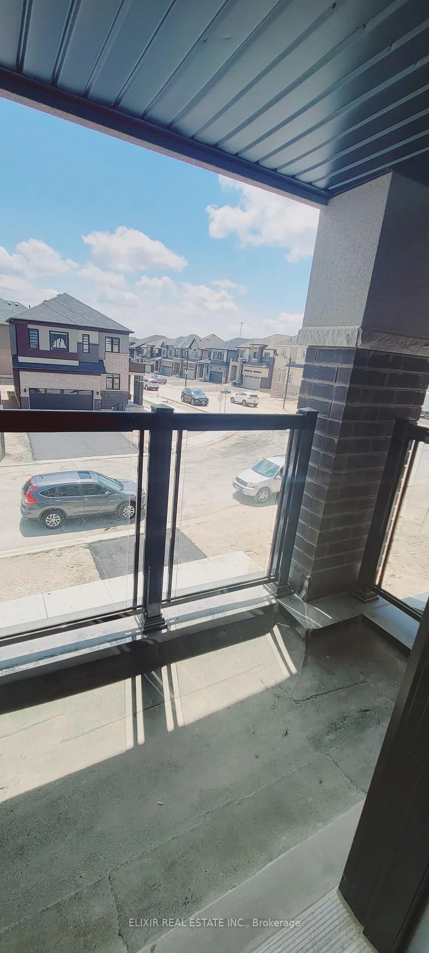 Photo 24 of 11 George Brier Drive W, Brant, Paris — HOMEH