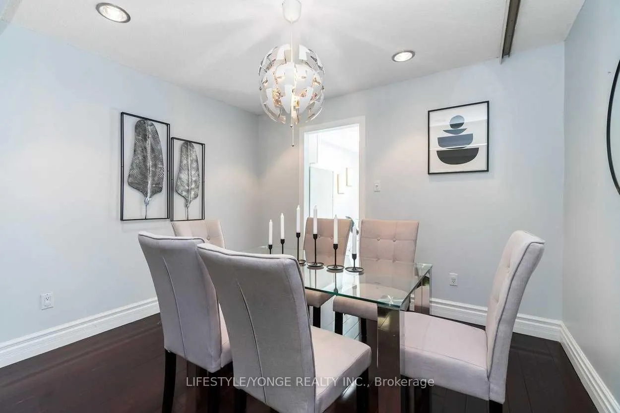 Photo 6 of 234 Mullen Drive, Vaughan, Brownridge — HOMEH