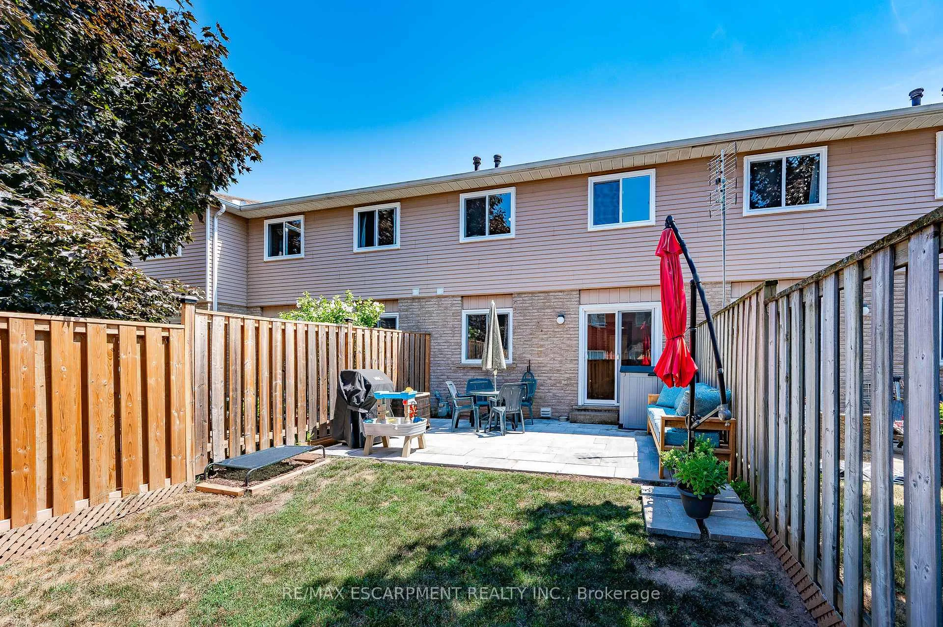 Photo 19 of Unit 12, 610 Barton Street, Hamilton, Stoney Creek — HOMEH