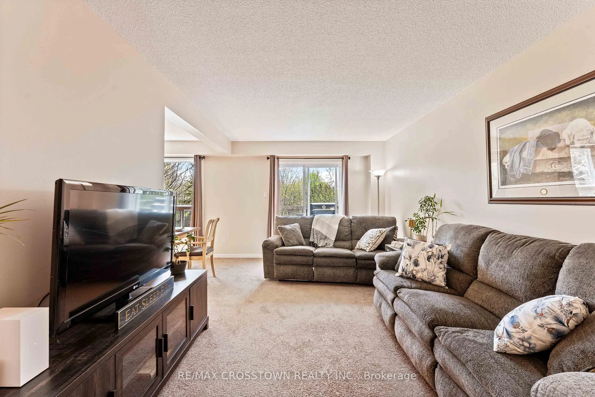 Photo 10 of 24 Cassander Crescent, Brampton, Heart Lake East — HOMEH