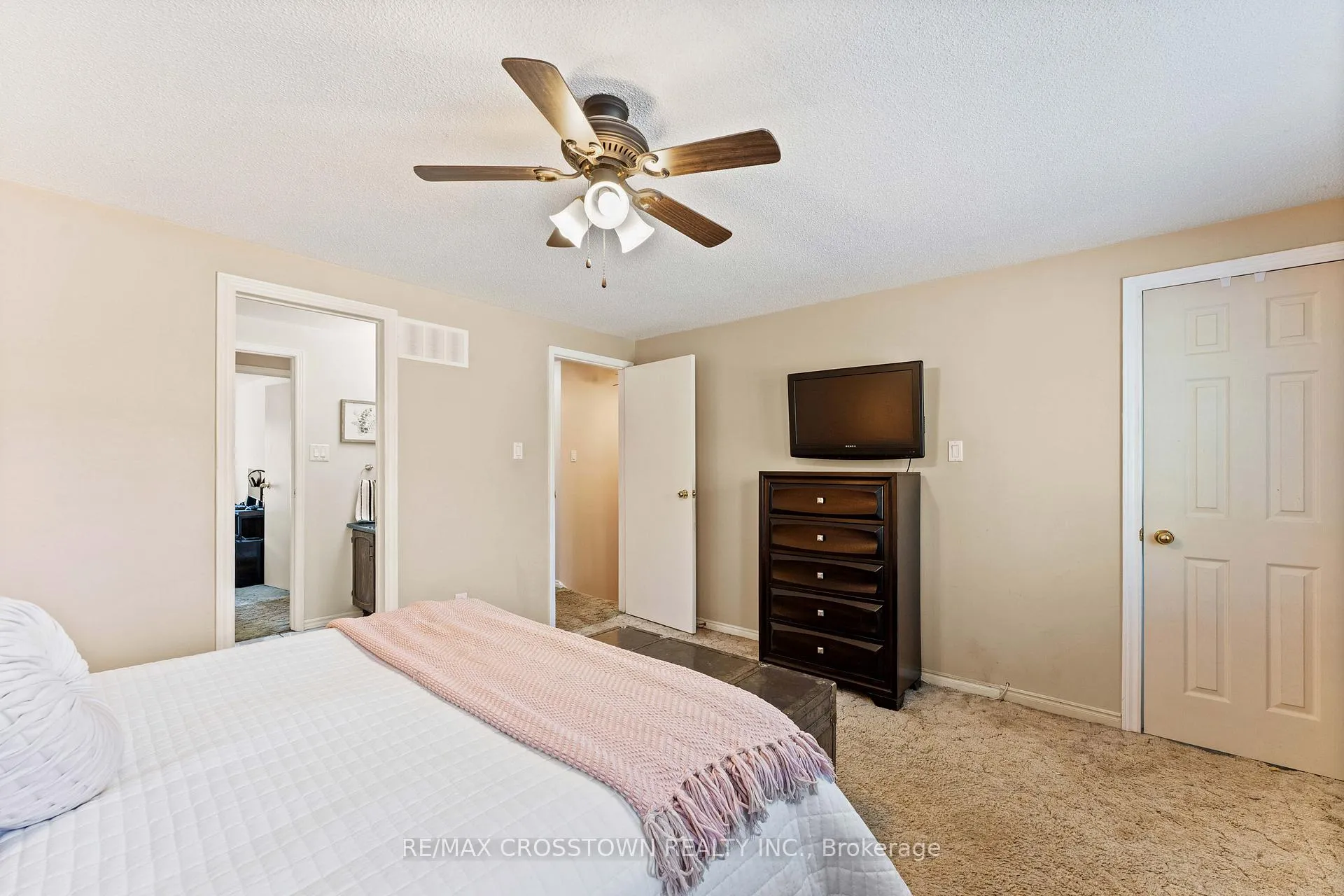 Photo 21 of 24 Cassander Crescent, Brampton, Heart Lake East — HOMEH