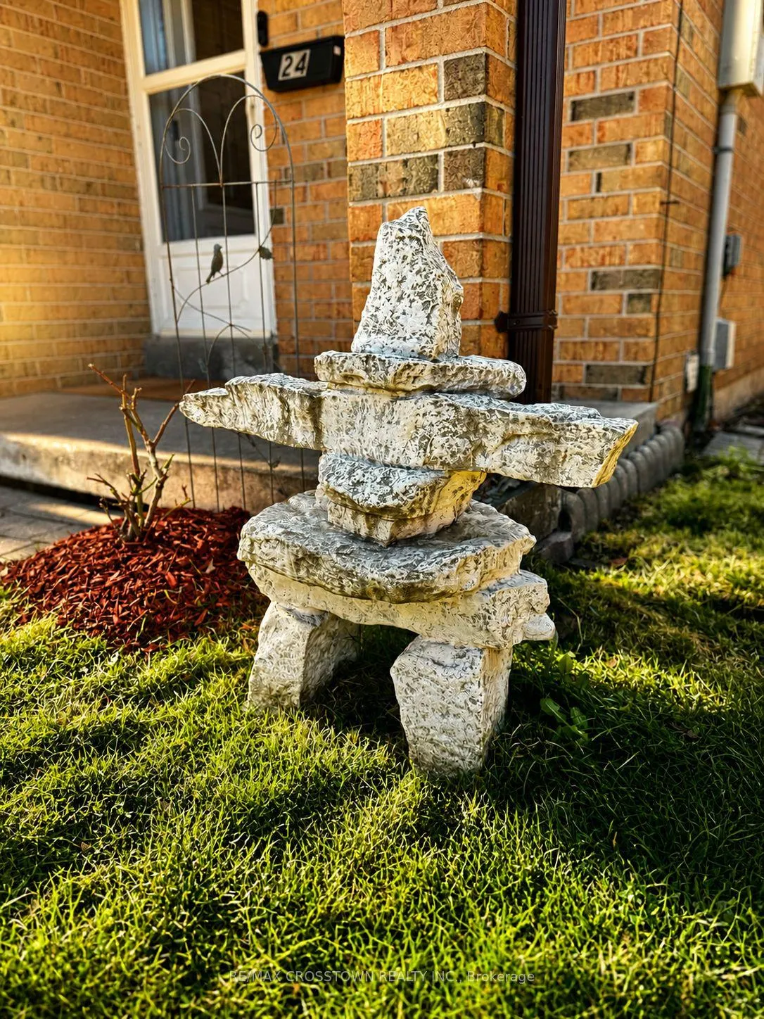 Photo 32 of 24 Cassander Crescent, Brampton, Heart Lake East — HOMEH