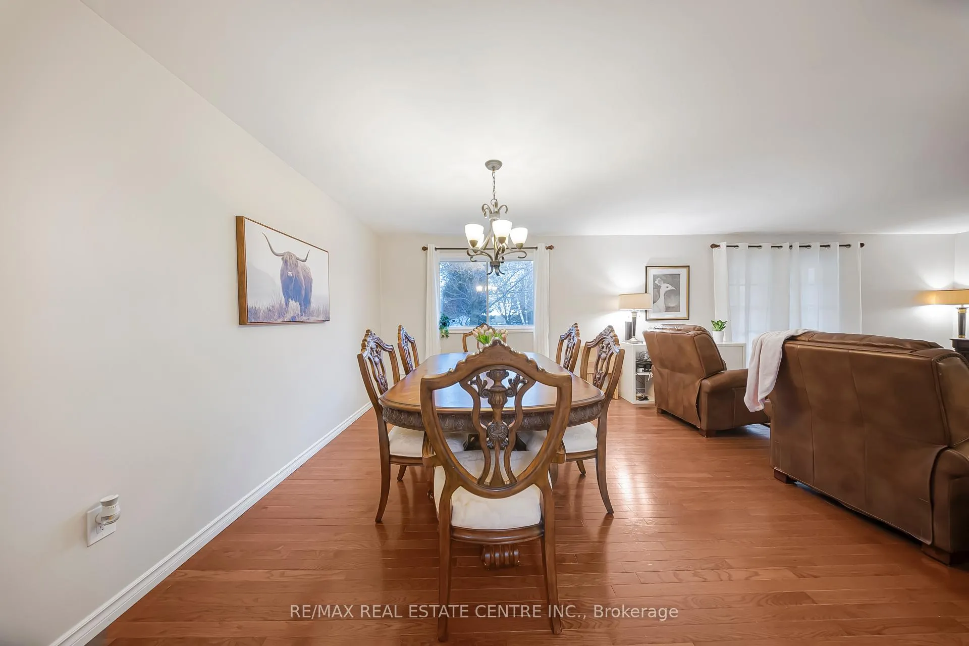 Photo 12 of 9 Village Road, Wellesley — HOMEH