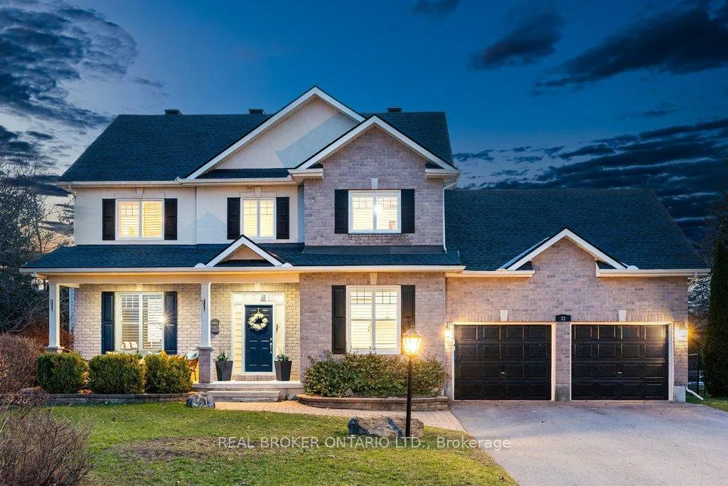 Photo 1 of 32 Feldspar Crescent, Ottawa, Stittsville (Central) — HOMEH