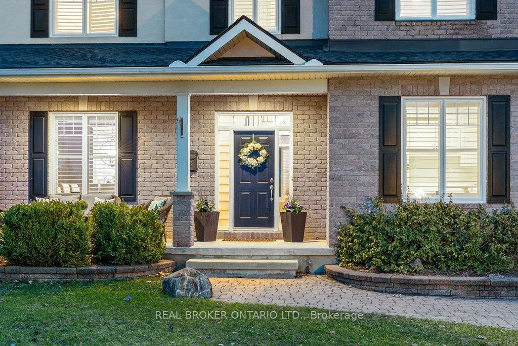 Photo 7 of 32 Feldspar Crescent, Ottawa, Stittsville (Central) — HOMEH