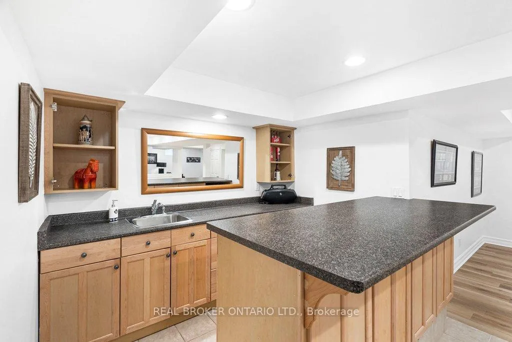 Photo 38 of 32 Feldspar Crescent, Ottawa, Stittsville (Central) — HOMEH