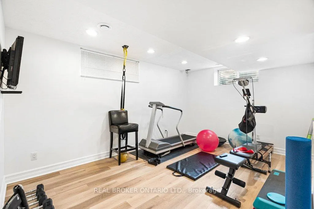 Photo 41 of 32 Feldspar Crescent, Ottawa, Stittsville (Central) — HOMEH