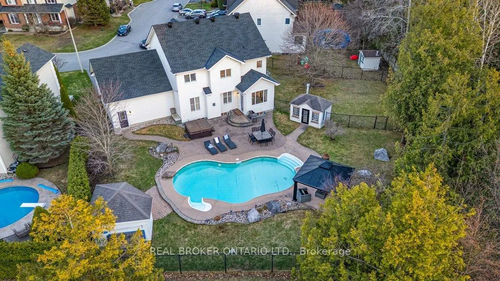 Photo 45 of 32 Feldspar Crescent, Ottawa, Stittsville (Central) — HOMEH