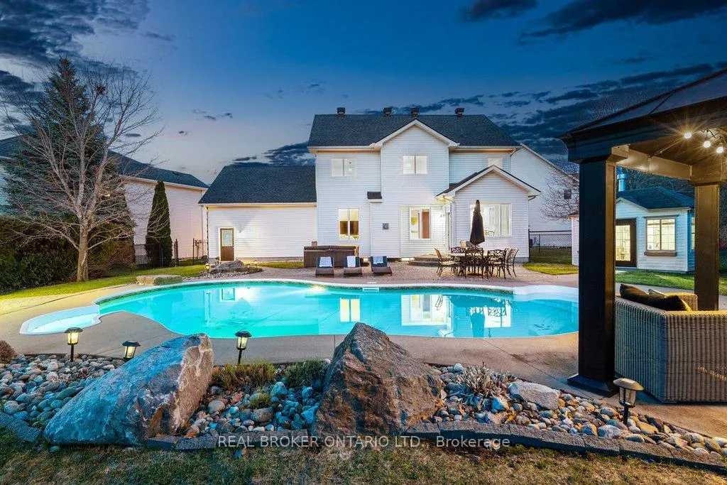Photo 47 of 32 Feldspar Crescent, Ottawa, Stittsville (Central) — HOMEH
