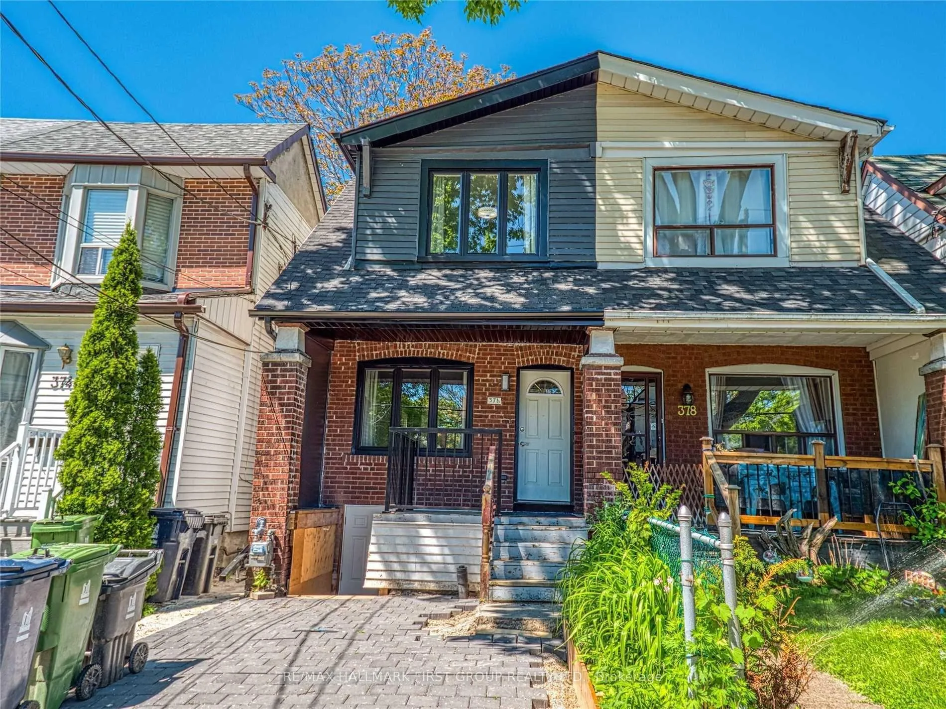 Front of Unit Lower, 376 Rhodes Avenue