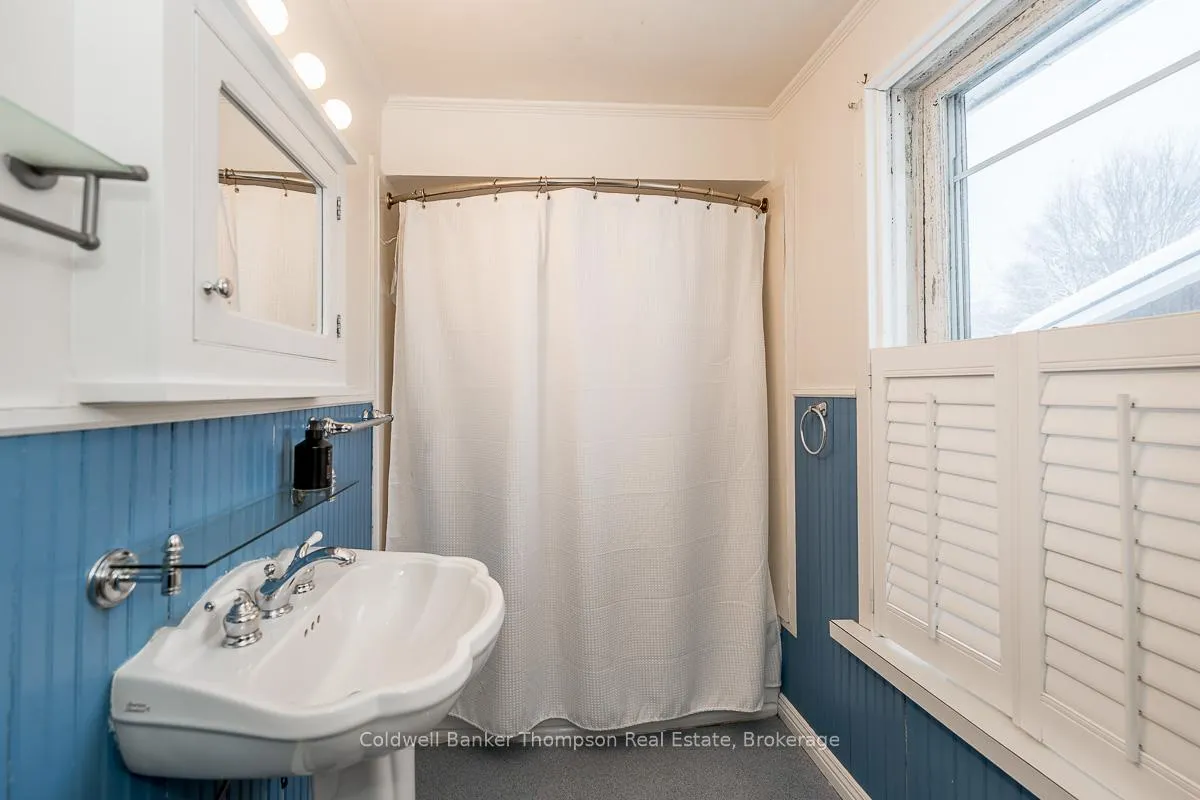 Photo 14 of Unit Unit A, 145 Front Street, Bracebridge, Macaulay — HOMEH