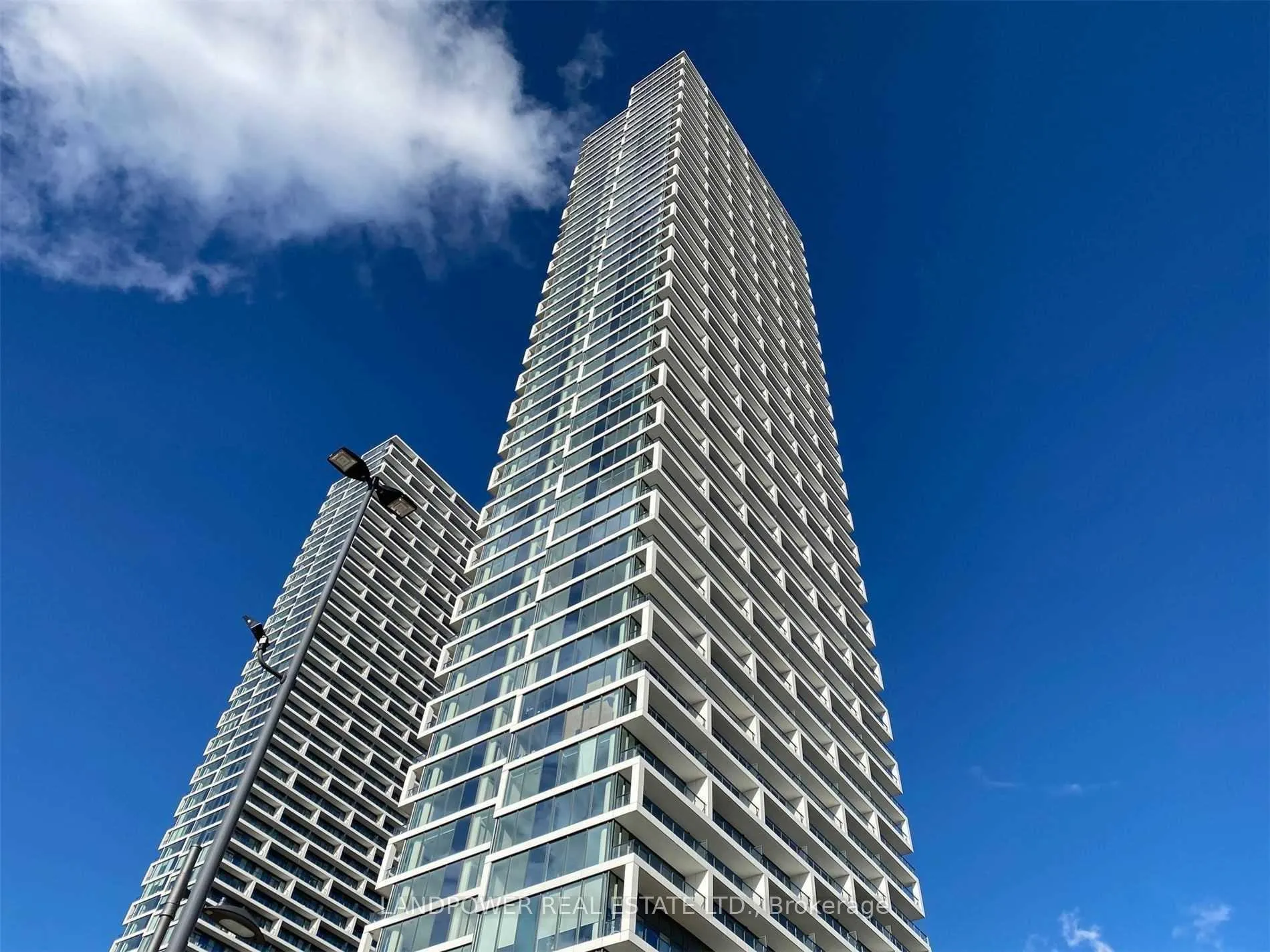 Photo 1 of Unit 2309, 5 Buttermill Avenue, Vaughan, Concord — HOMEH