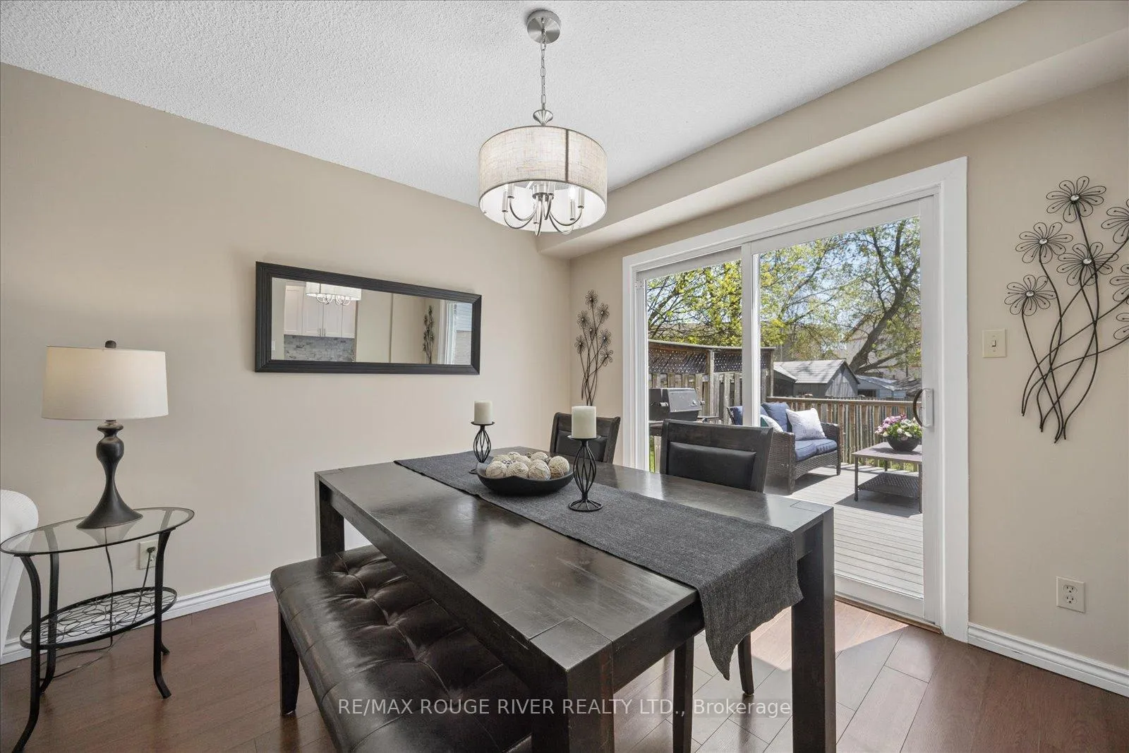 Photo 7 of 886 Gentry Crescent, Oshawa, Eastdale — HOMEH