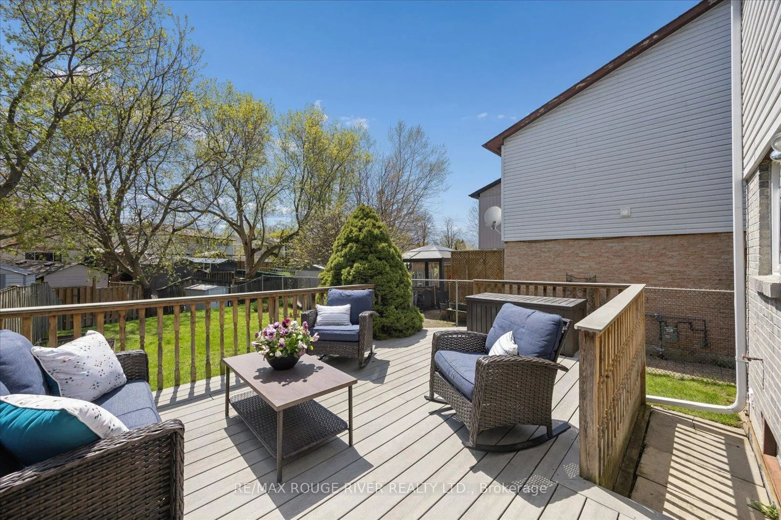 Photo 24 of 886 Gentry Crescent, Oshawa, Eastdale — HOMEH