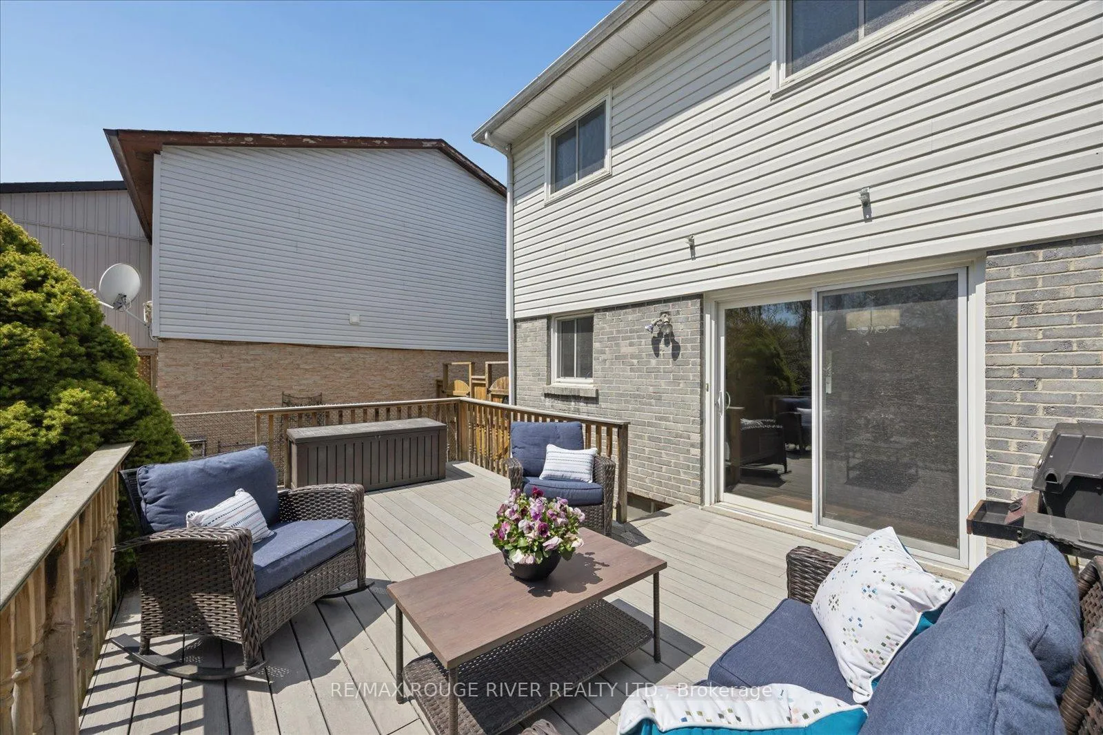 Photo 25 of 886 Gentry Crescent, Oshawa, Eastdale — HOMEH