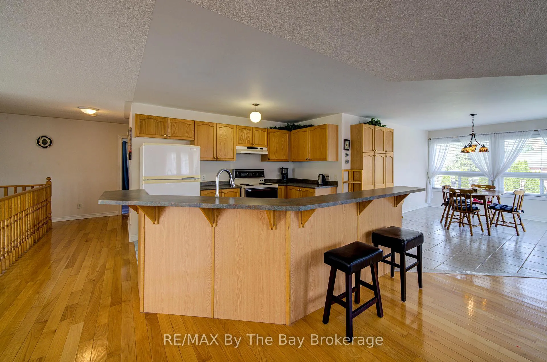 Photo 26 of 420 Ramblewood Drive, Wasaga Beach — HOMEH
