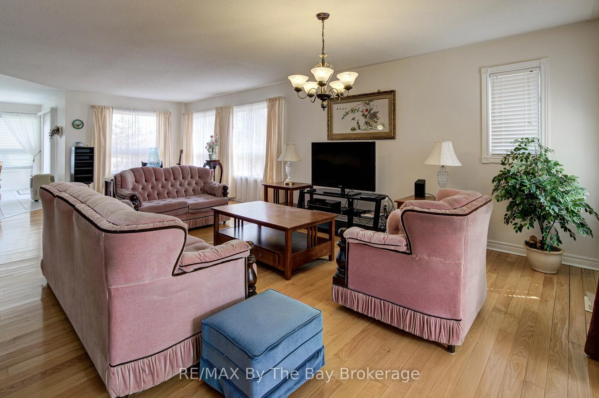 Photo 21 of 420 Ramblewood Drive, Wasaga Beach — HOMEH