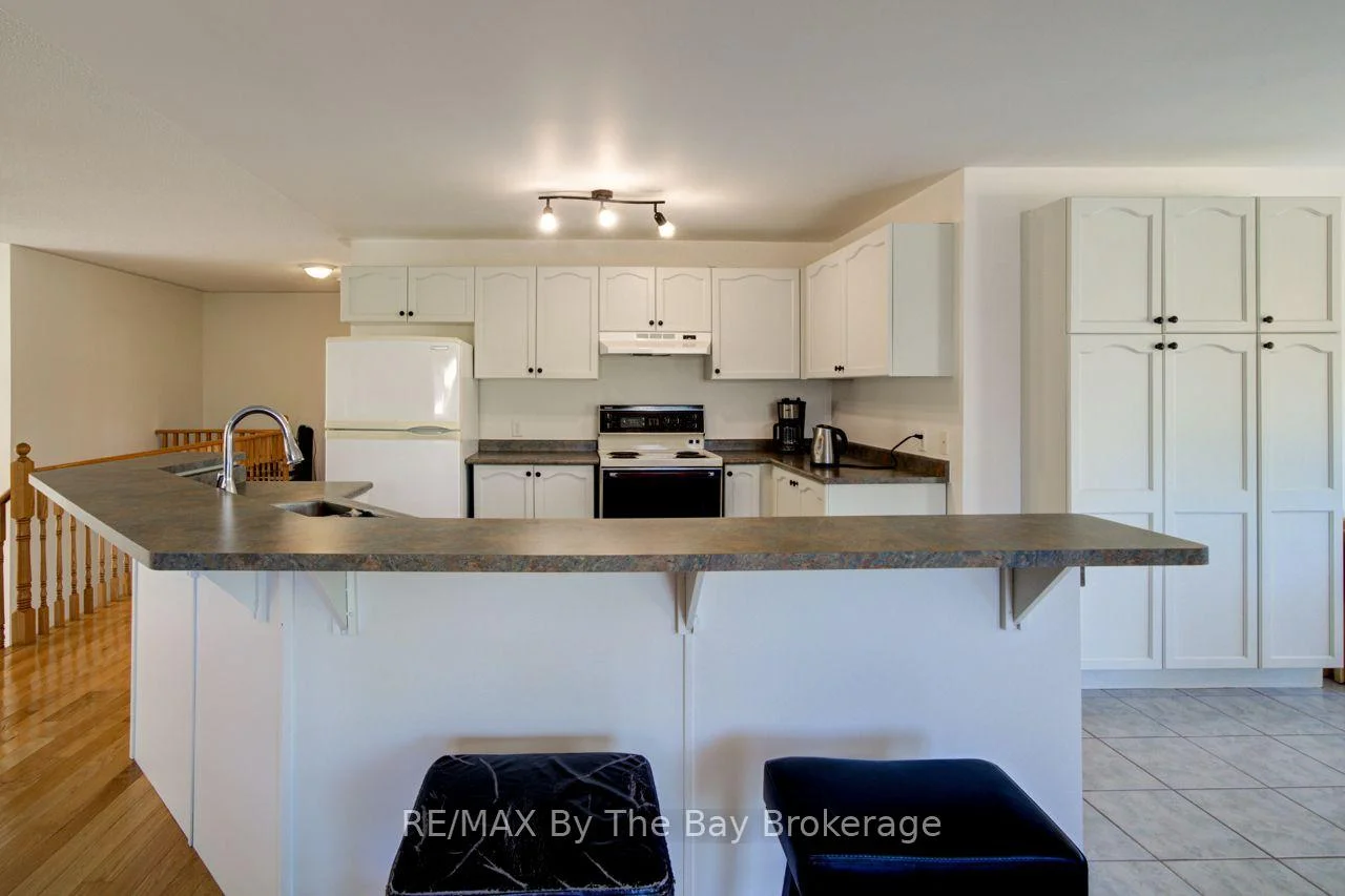 Photo 25 of 420 Ramblewood Drive, Wasaga Beach — HOMEH
