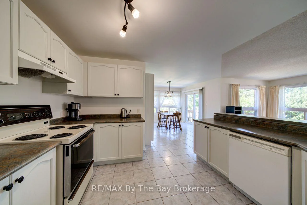 Photo 29 of 420 Ramblewood Drive, Wasaga Beach — HOMEH