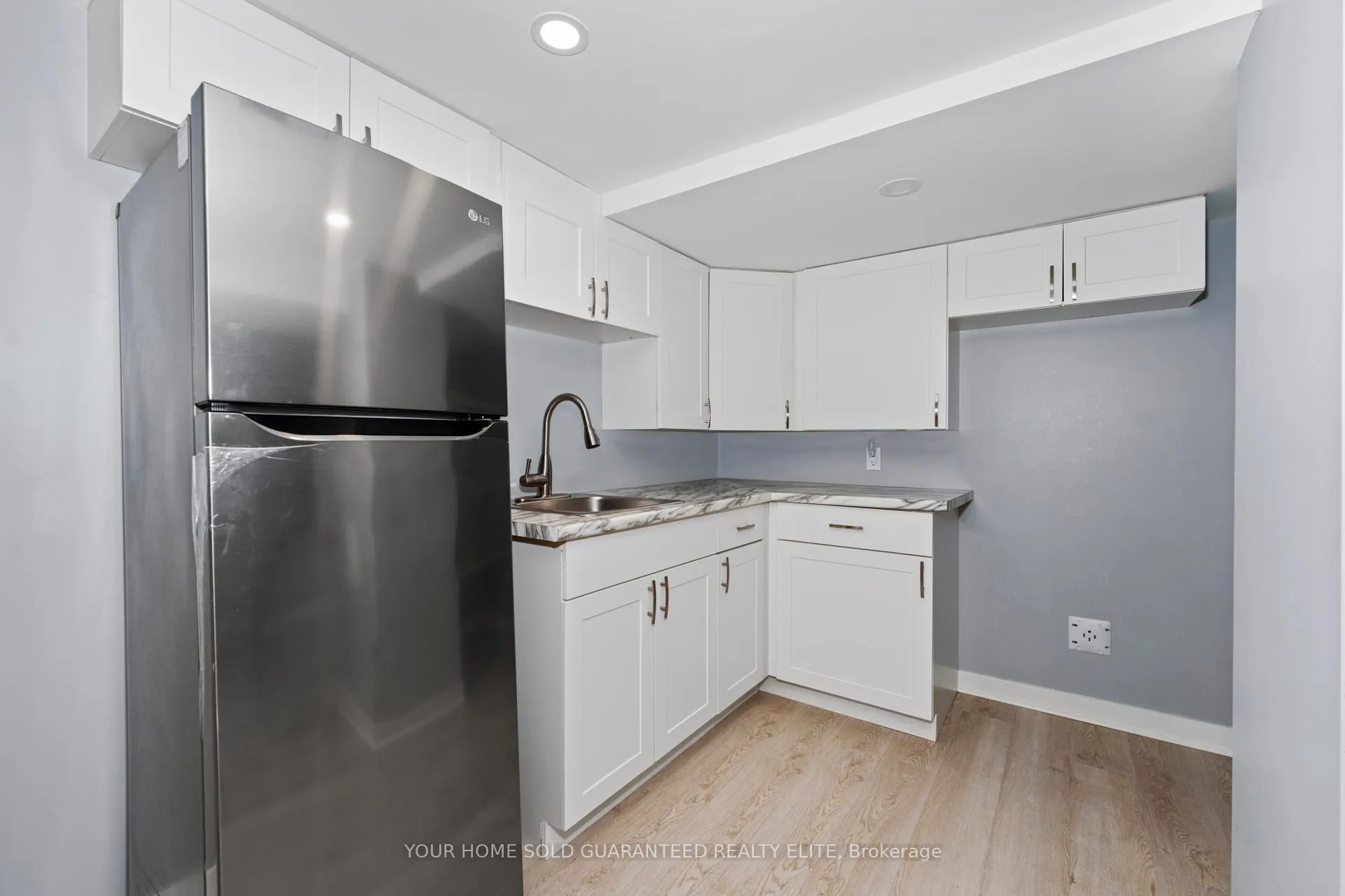 Photo 15 of 233 Normanhurst Avenue, Hamilton, Normanhurst — HOMEH