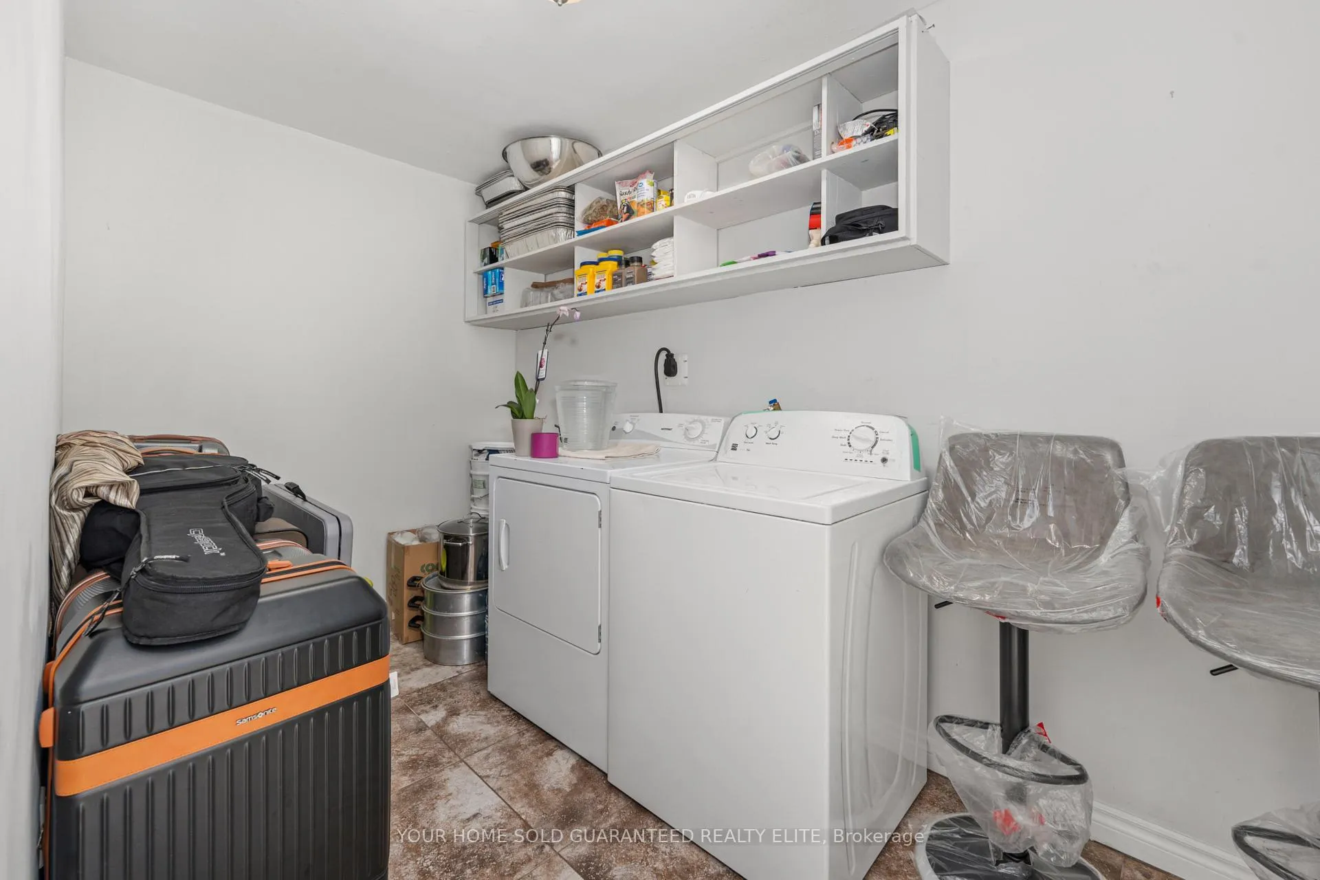 Photo 17 of 233 Normanhurst Avenue, Hamilton, Normanhurst — HOMEH