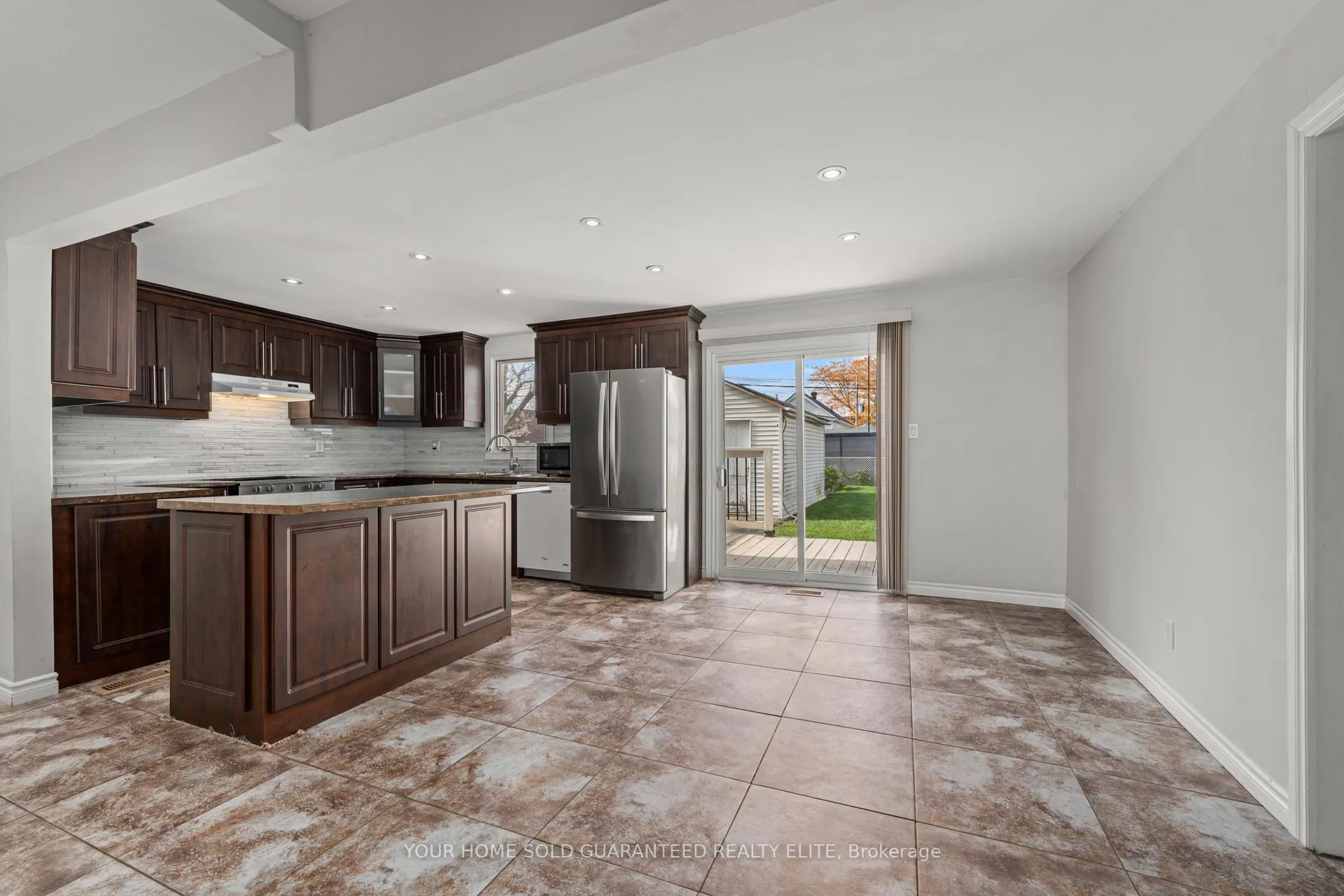 Photo 28 of 233 Normanhurst Avenue, Hamilton, Normanhurst — HOMEH