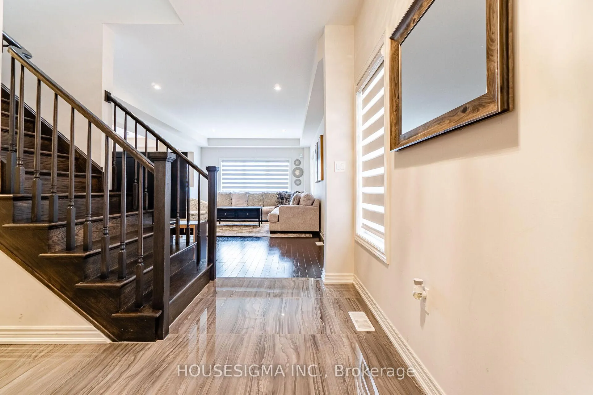 Photo 4 of 6099 Eaglewood Drive, Niagara Falls, Oldfield — HOMEH