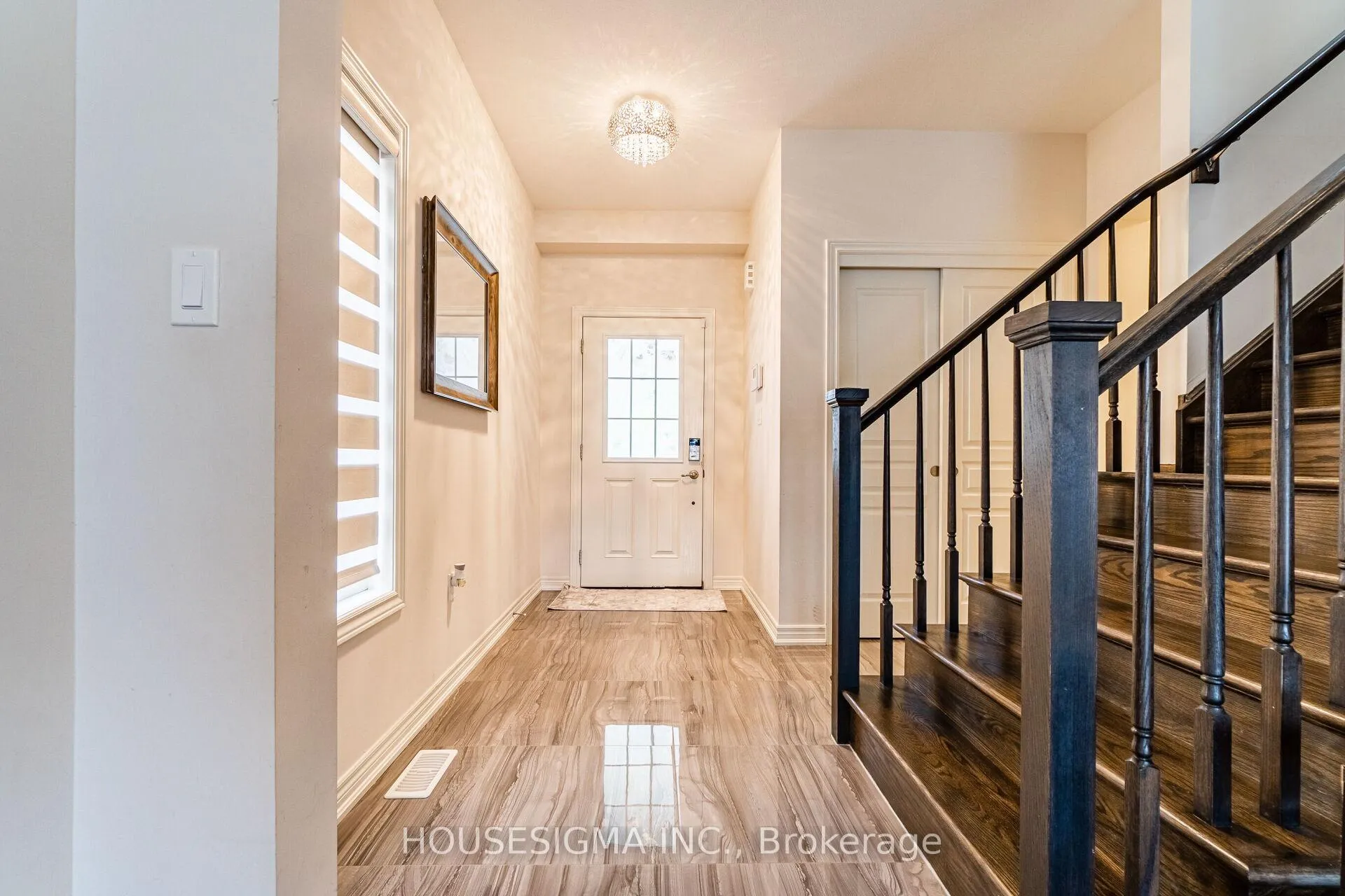 Photo 5 of 6099 Eaglewood Drive, Niagara Falls, Oldfield — HOMEH
